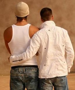 Homosexualitate si tulburari de identitate sexuala